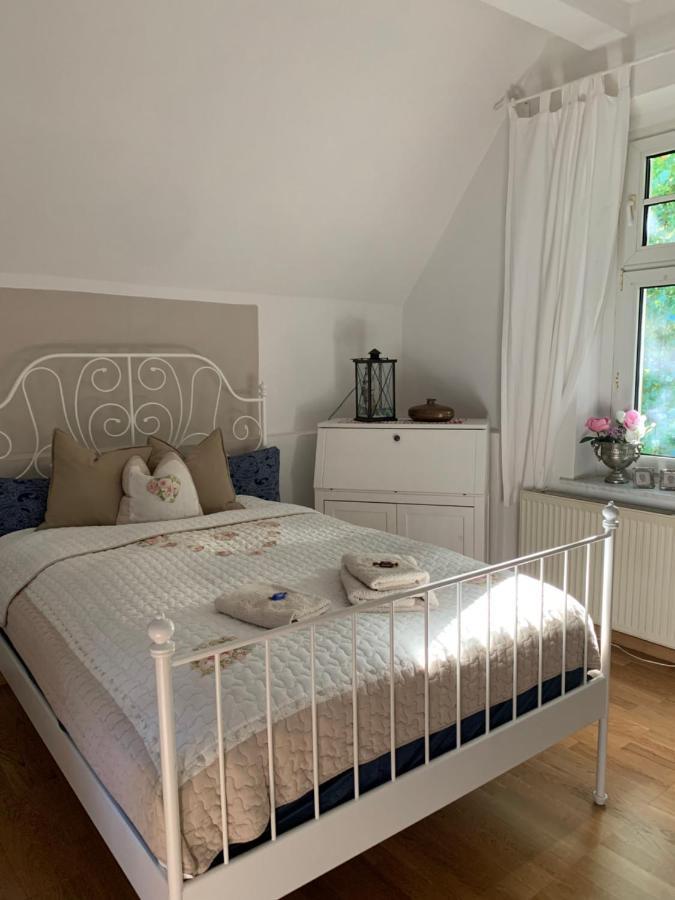 100 Qm Ferienwohnung Am Heiligen Brunnen Quedlinburg Bagian luar foto